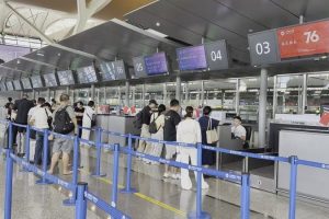 Международен студент, задържан за предполагаемо насилие в общежитието