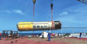 Дългият бустер от 10 март, изваден от морето за първи път