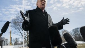 Интелигентните технологии, видени под прожекторите, но истинската звезда е човекът