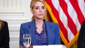 Администрацията на Тръмп може да възобнови депортациите от „трети страни“, постановява апелативният съд