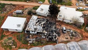 Бременна жена и 5 деца загинаха при пожар в контейнер в Турция